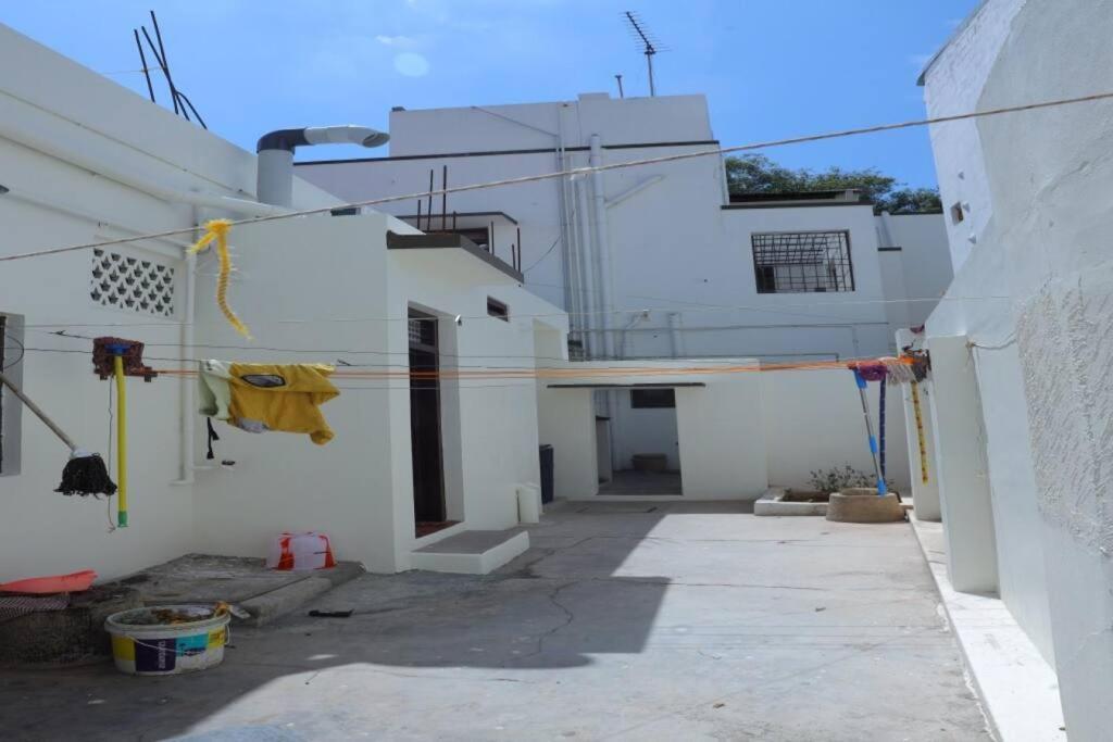 Heritage Home With 3 Bed/3 Bath With Kitchen In A Residential Neighborhood. Madurai Eksteriør bilde