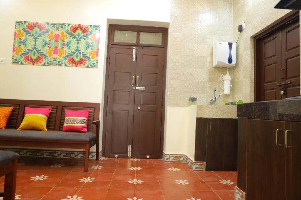 Heritage Home With 3 Bed/3 Bath With Kitchen In A Residential Neighborhood. Madurai Eksteriør bilde