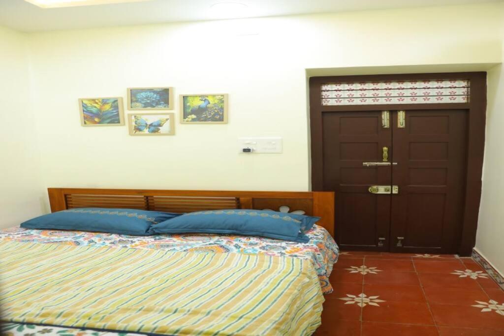 Heritage Home With 3 Bed/3 Bath With Kitchen In A Residential Neighborhood. Madurai Eksteriør bilde