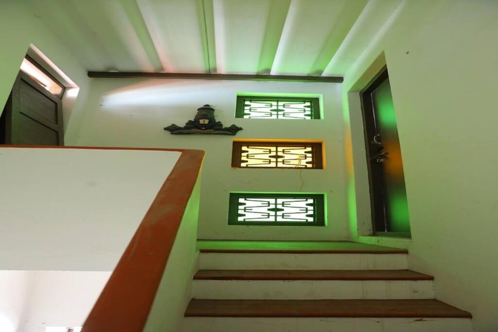 Heritage Home With 3 Bed/3 Bath With Kitchen In A Residential Neighborhood. Madurai Eksteriør bilde