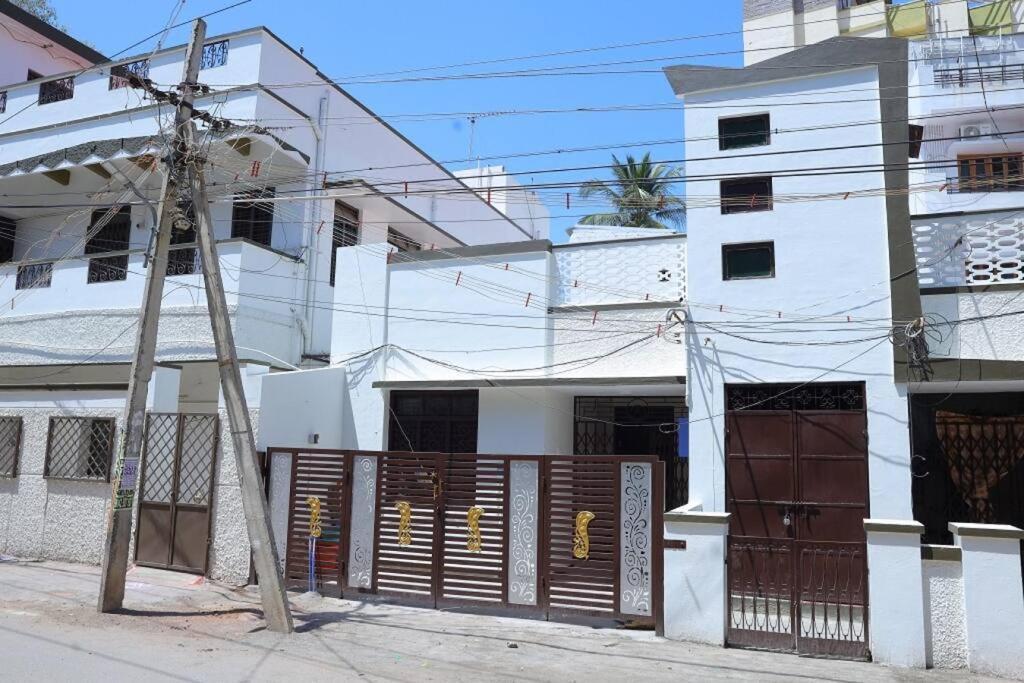 Heritage Home With 3 Bed/3 Bath With Kitchen In A Residential Neighborhood. Madurai Eksteriør bilde
